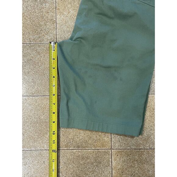 Volcom Green Chino Shorts Women’s Size 28 Skater Vibe Outdoors Summer Wear - Picture 6 of 12